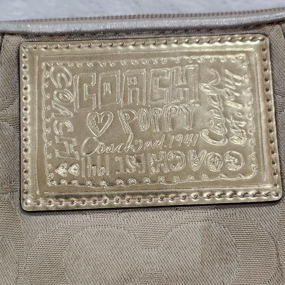 COACH Small Wristlet - Picture 3 of 8